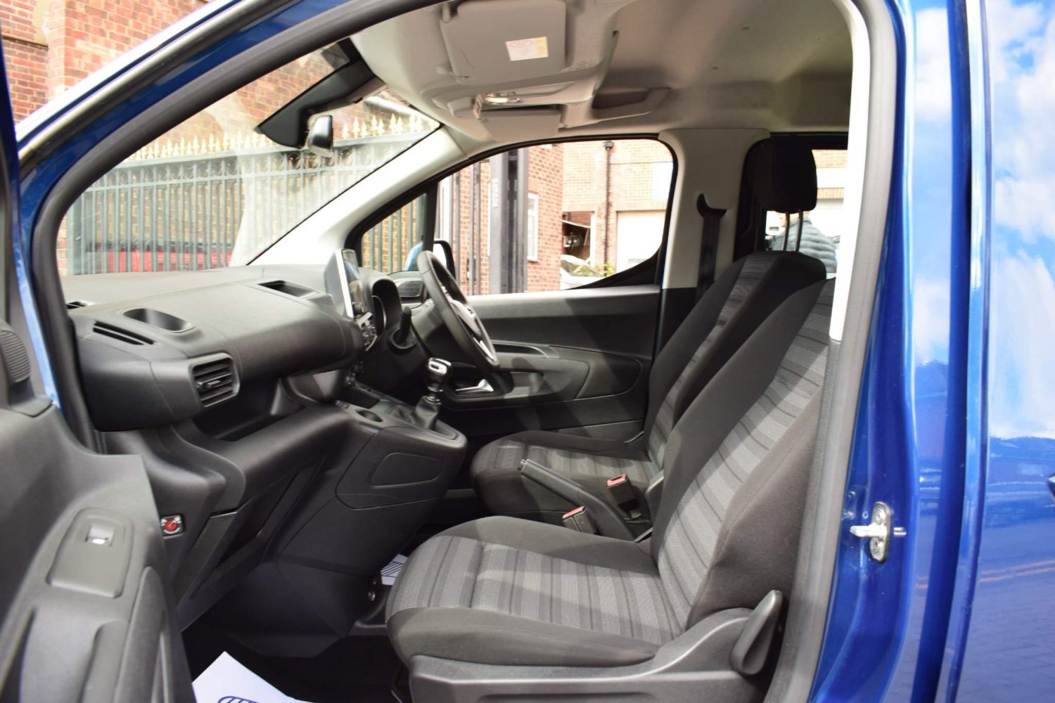 Vauxhall Combo Life Listing Image