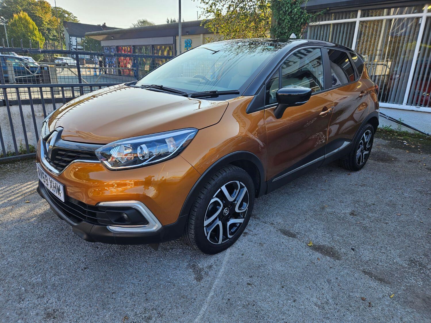 Renault Captur Listing Image