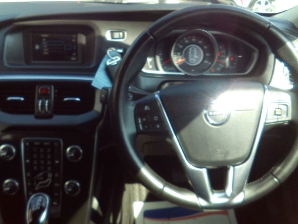 Volvo V40 Listing Image