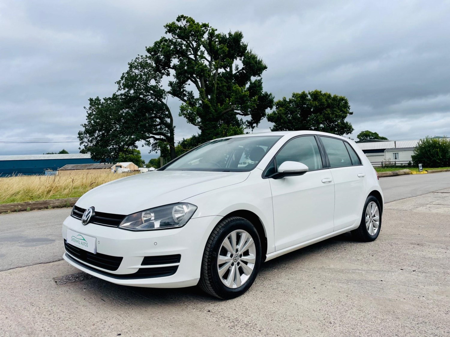 Volkswagen Golf Listing Image