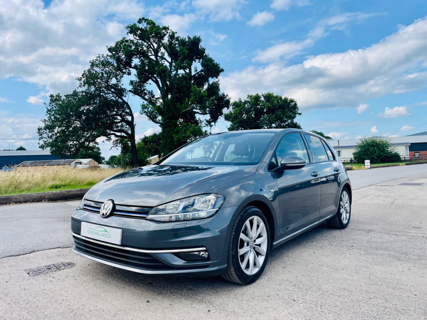 Volkswagen Golf Listing Image