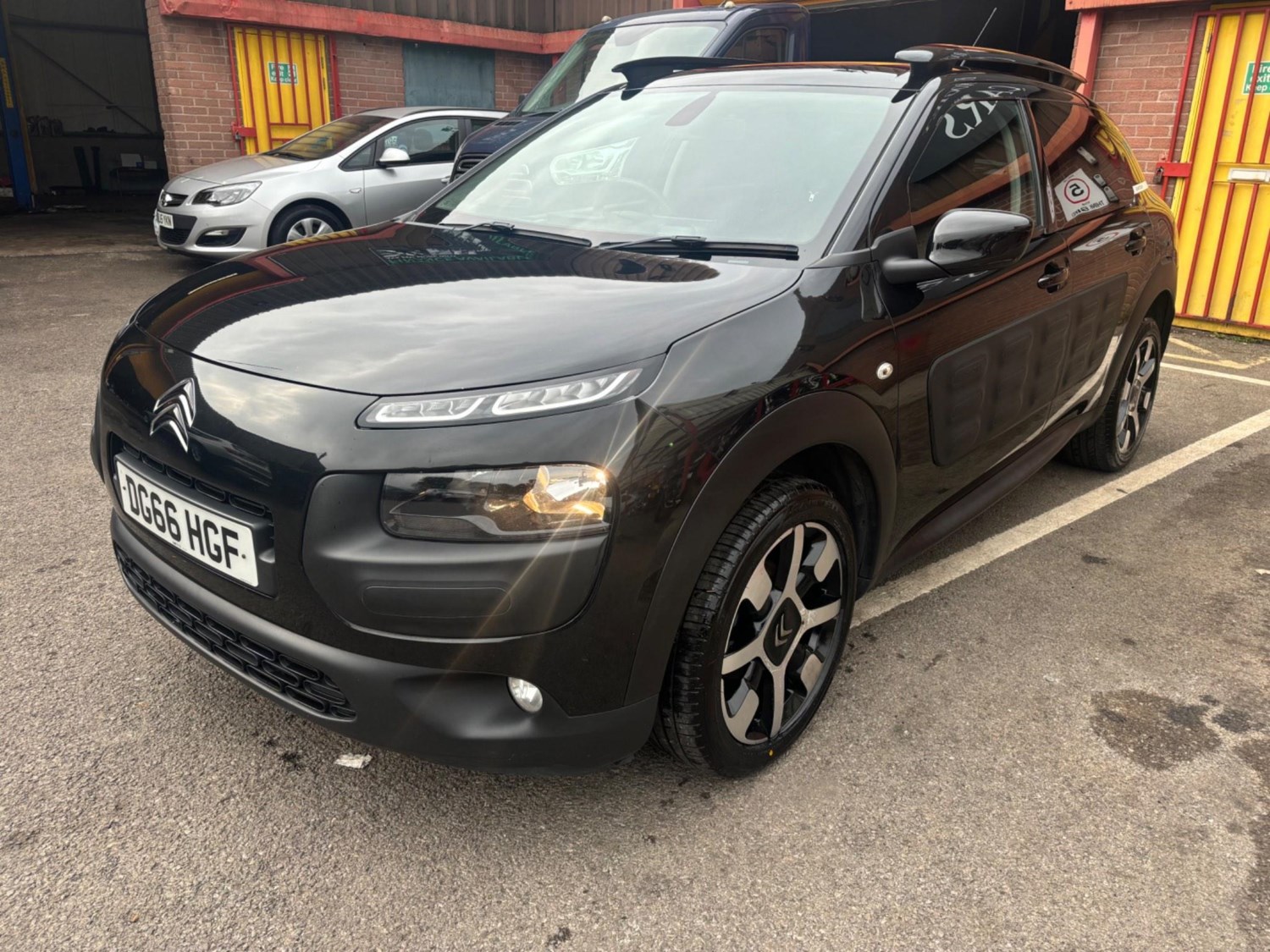 Citroen C4 Cactus Listing Image