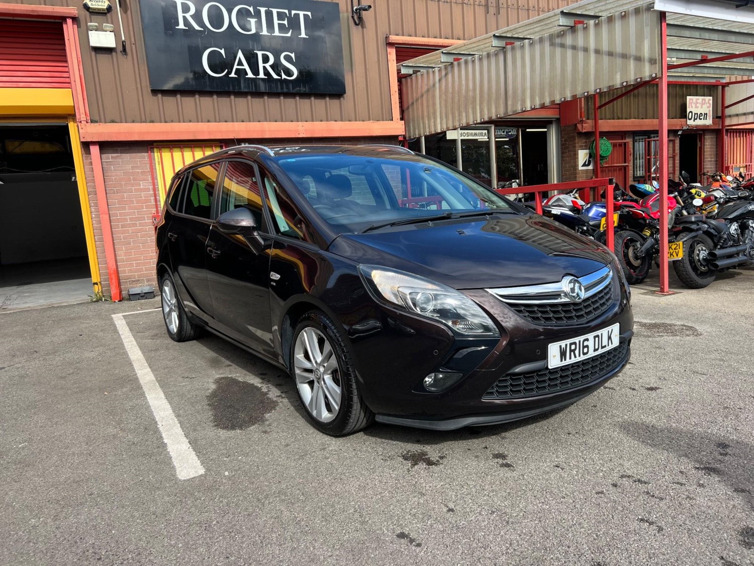 Vauxhall Zafira Tourer Listing Image