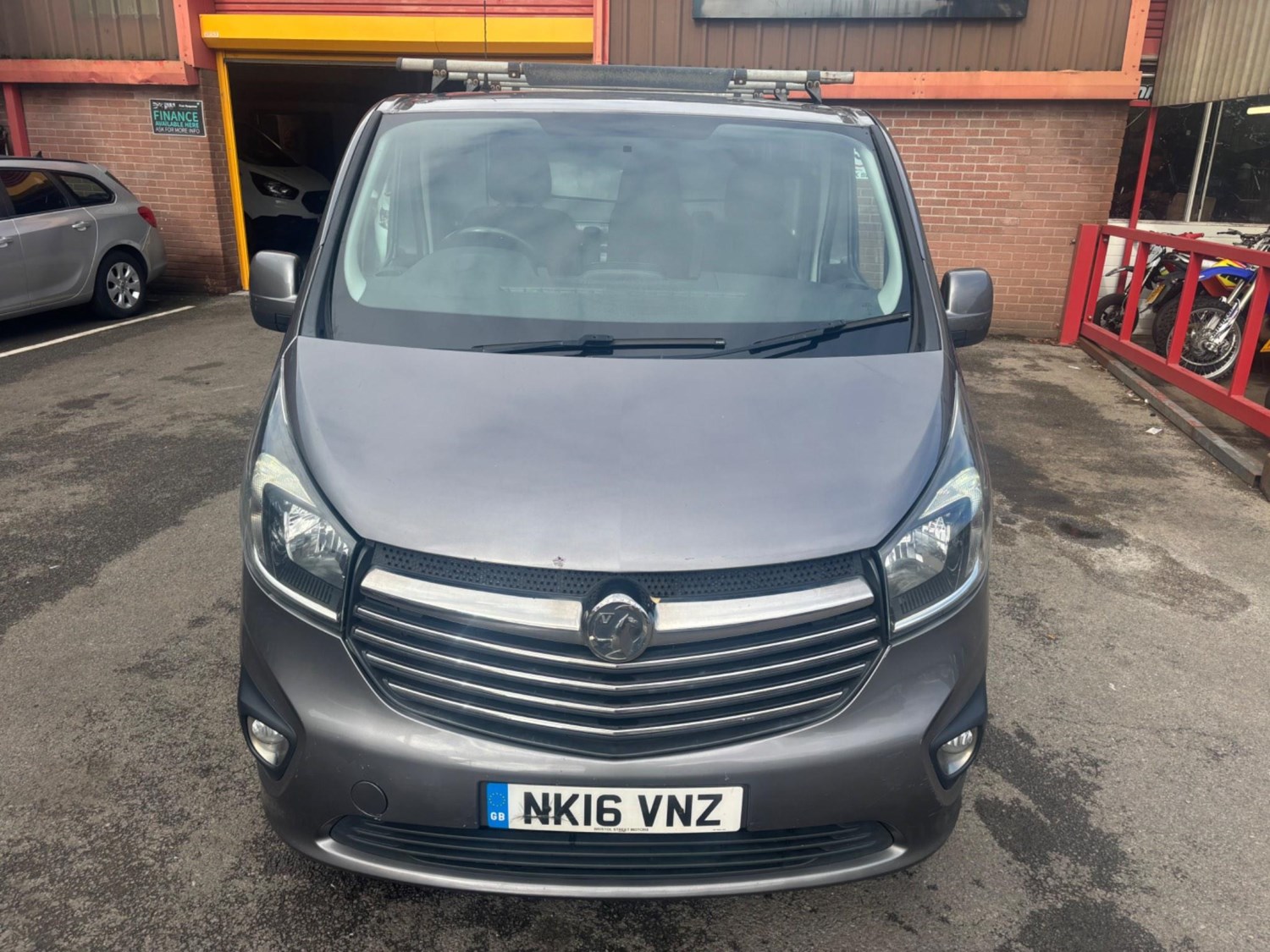 Vauxhall Vivaro Listing Image