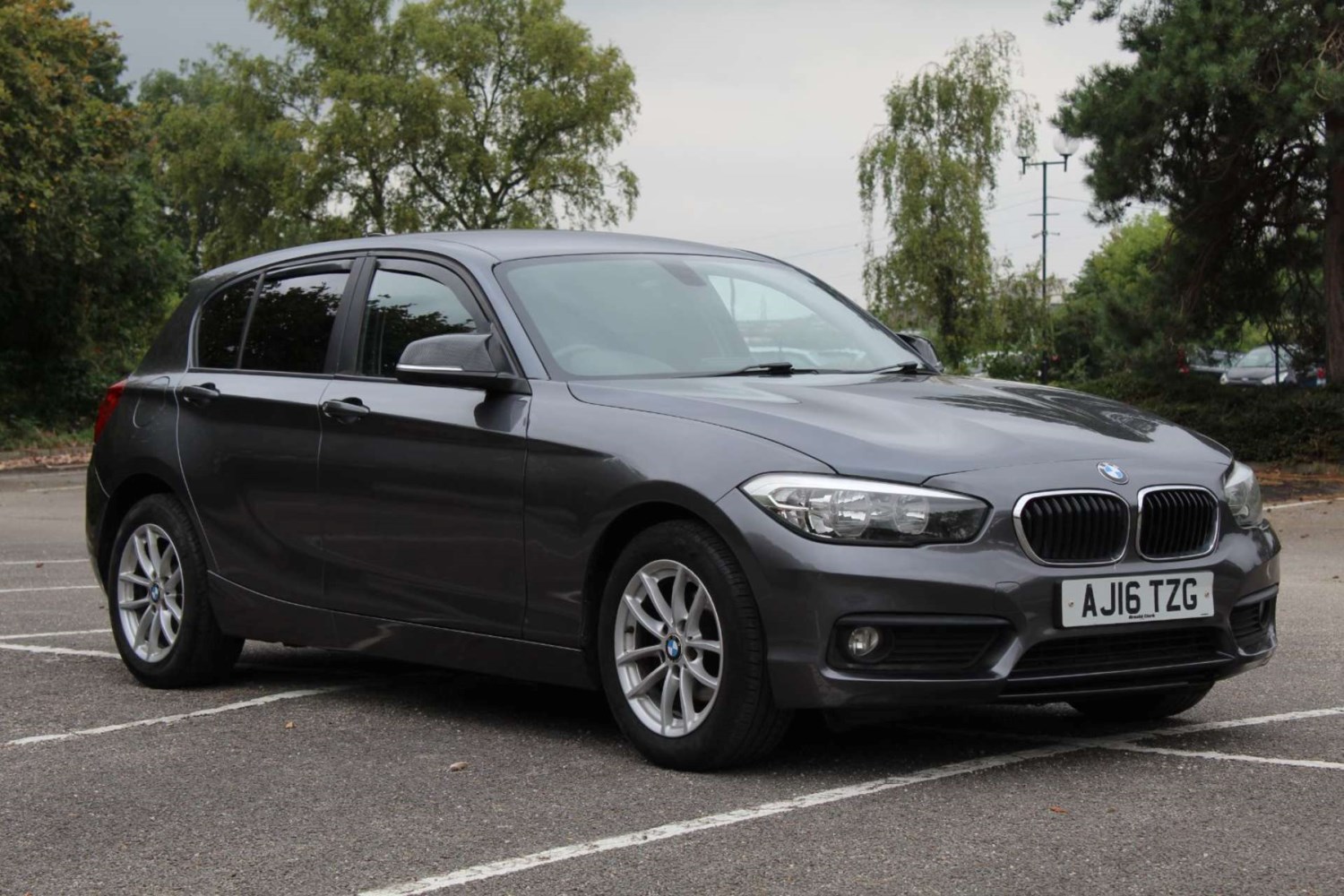 BMW 1 Series Listing Image