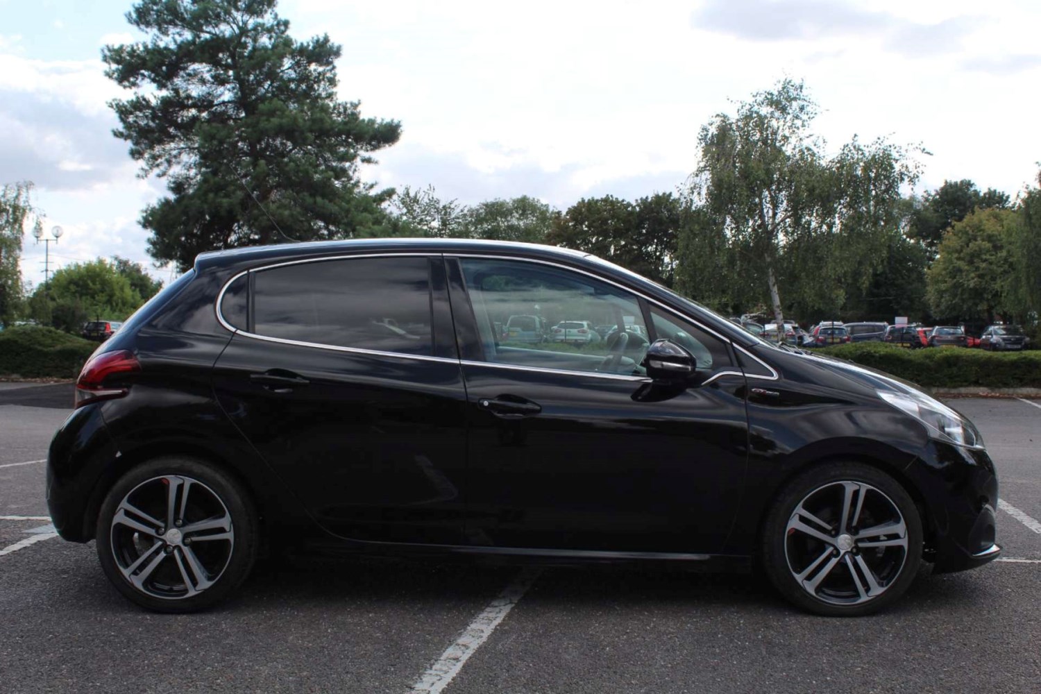 Peugeot 208 Listing Image