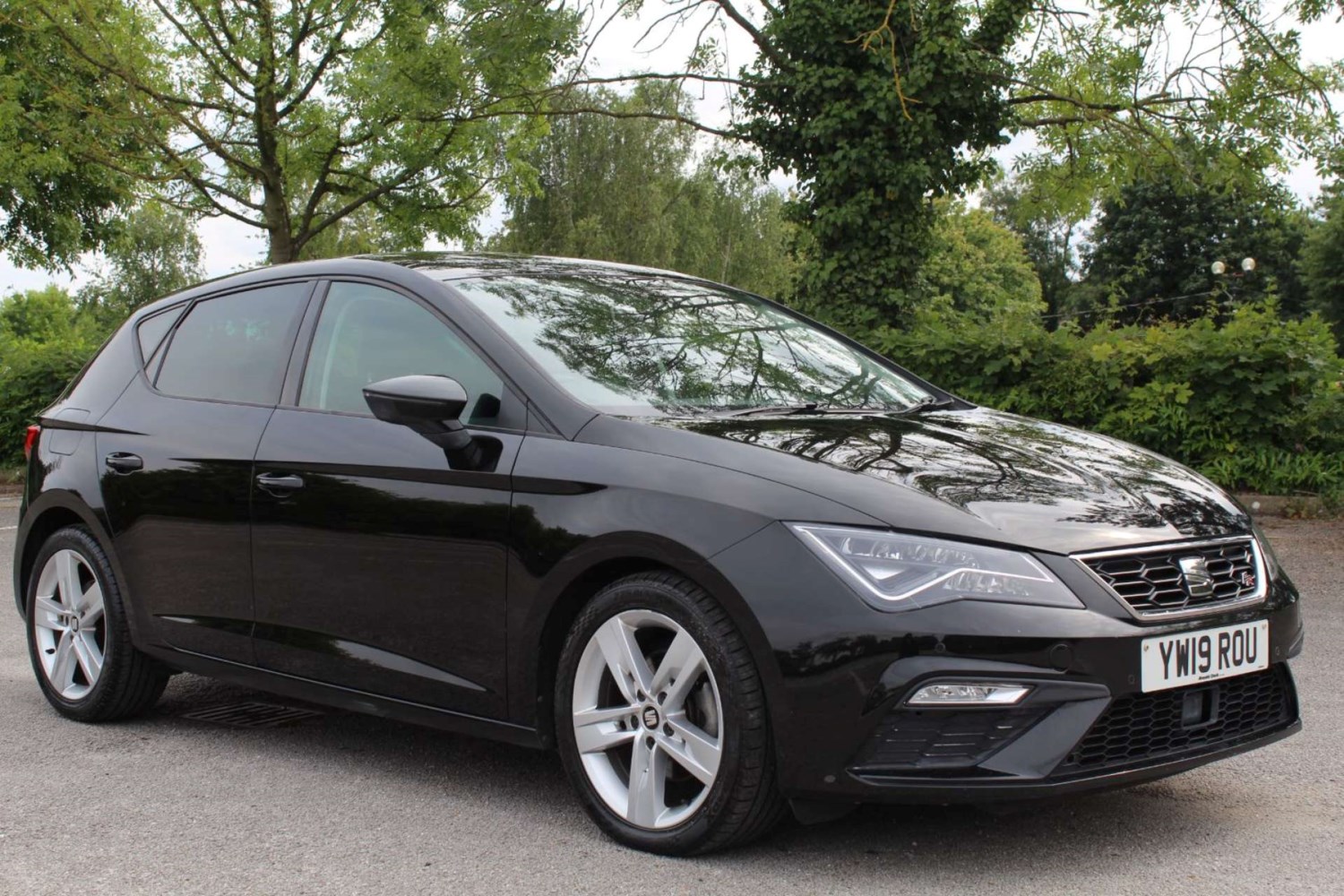 SEAT Leon Listing Image