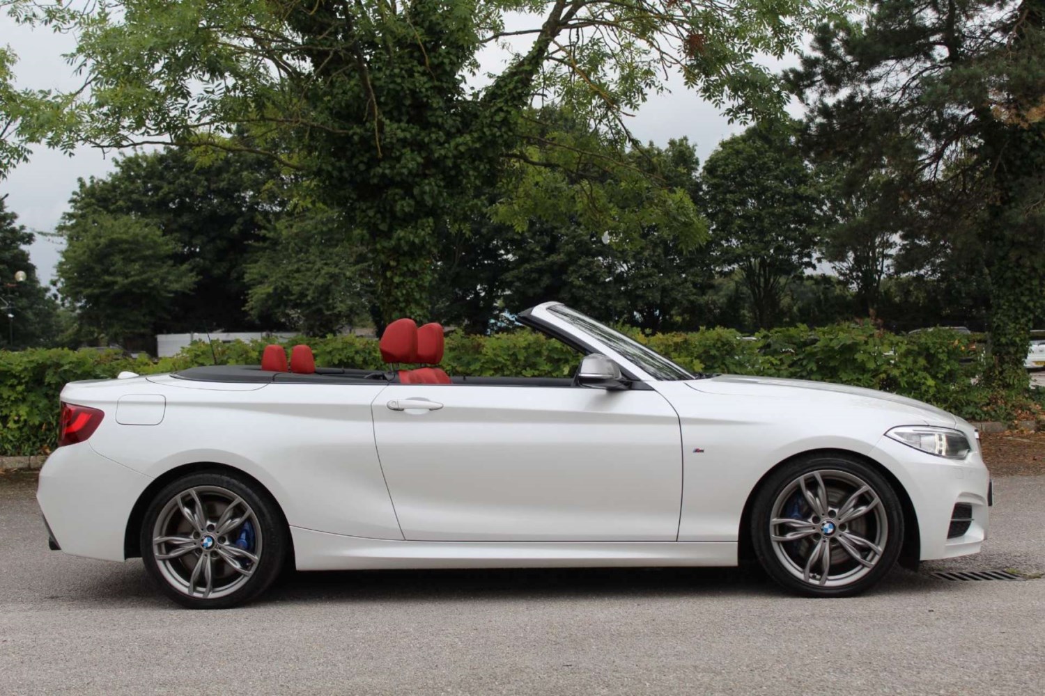 BMW 2 Series Listing Image