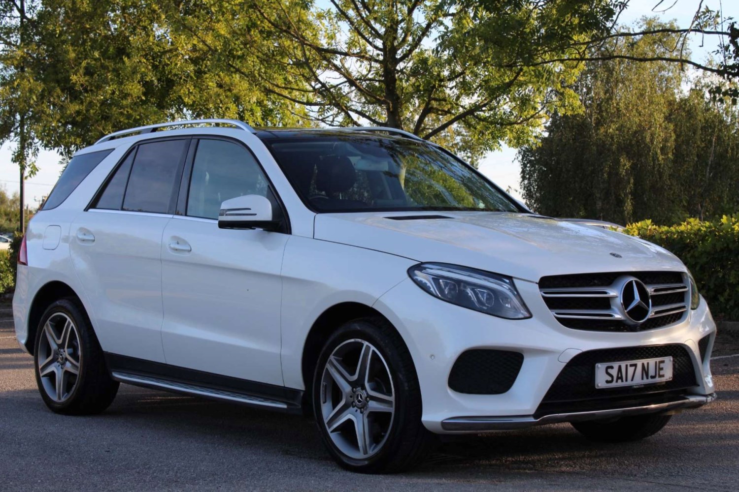 Mercedes-Benz GLE Listing Image