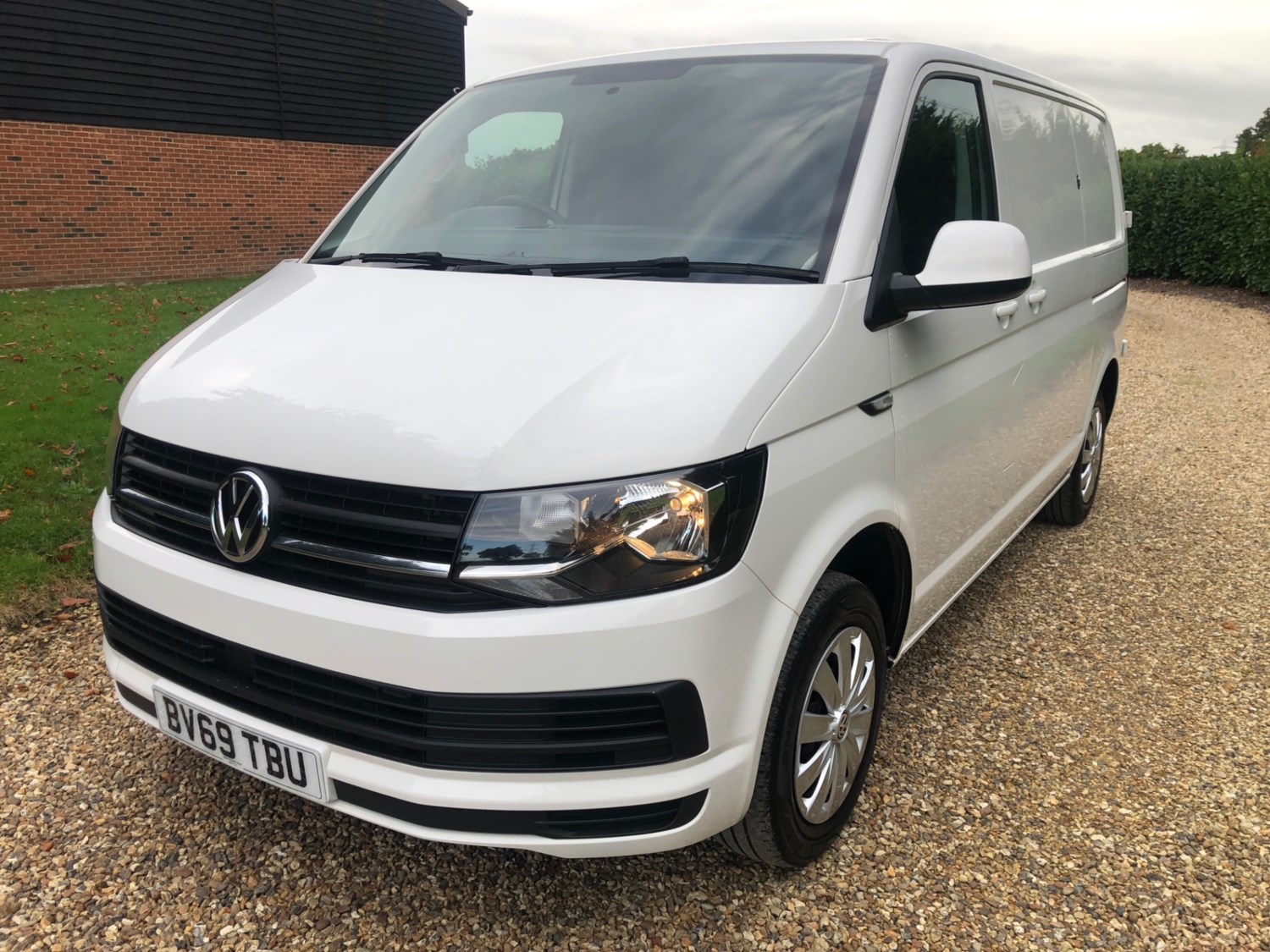 Volkswagen Transporter Listing Image