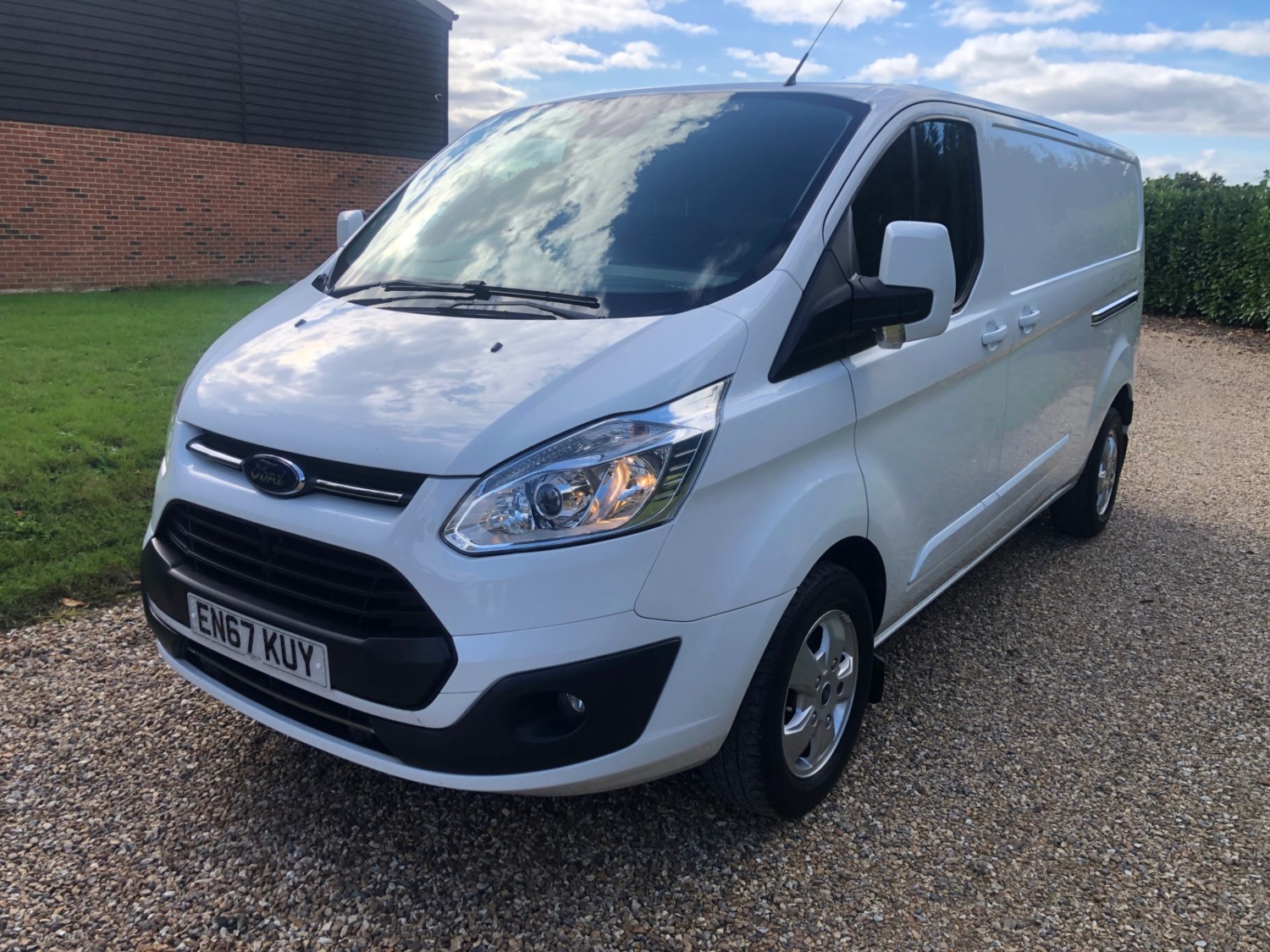 Ford Transit Custom Listing Image