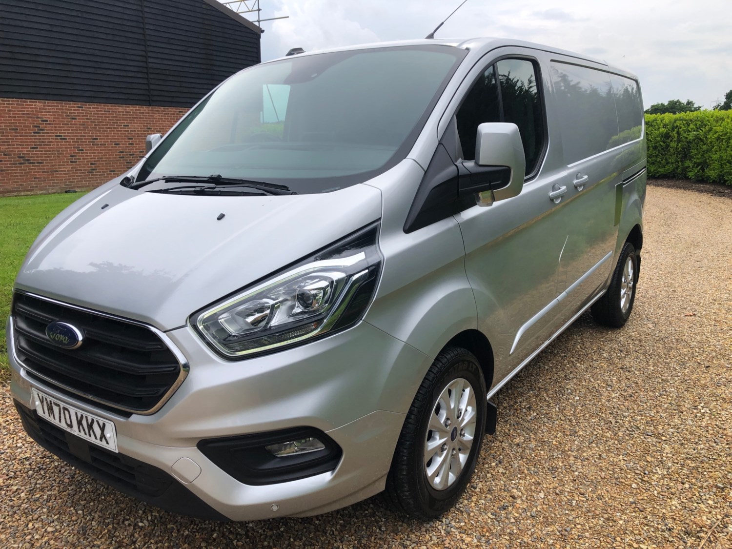 Ford Transit Custom Listing Image