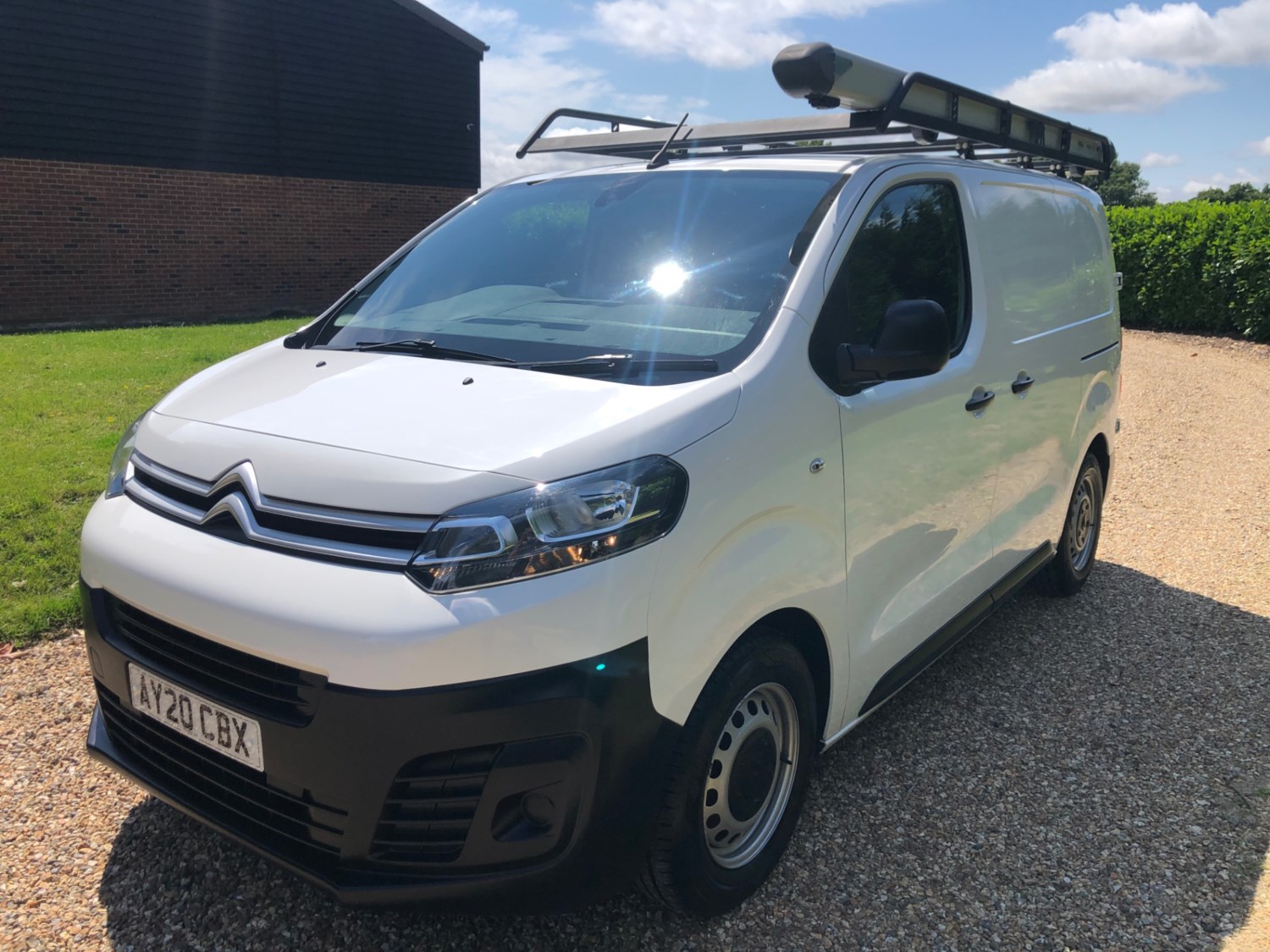 Citroen Dispatch Listing Image