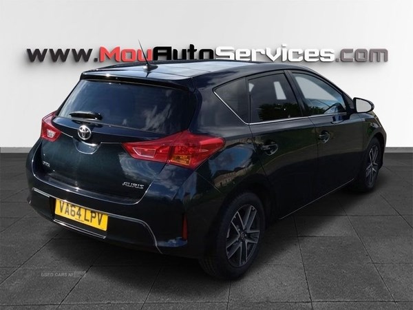 Toyota Auris Listing Image