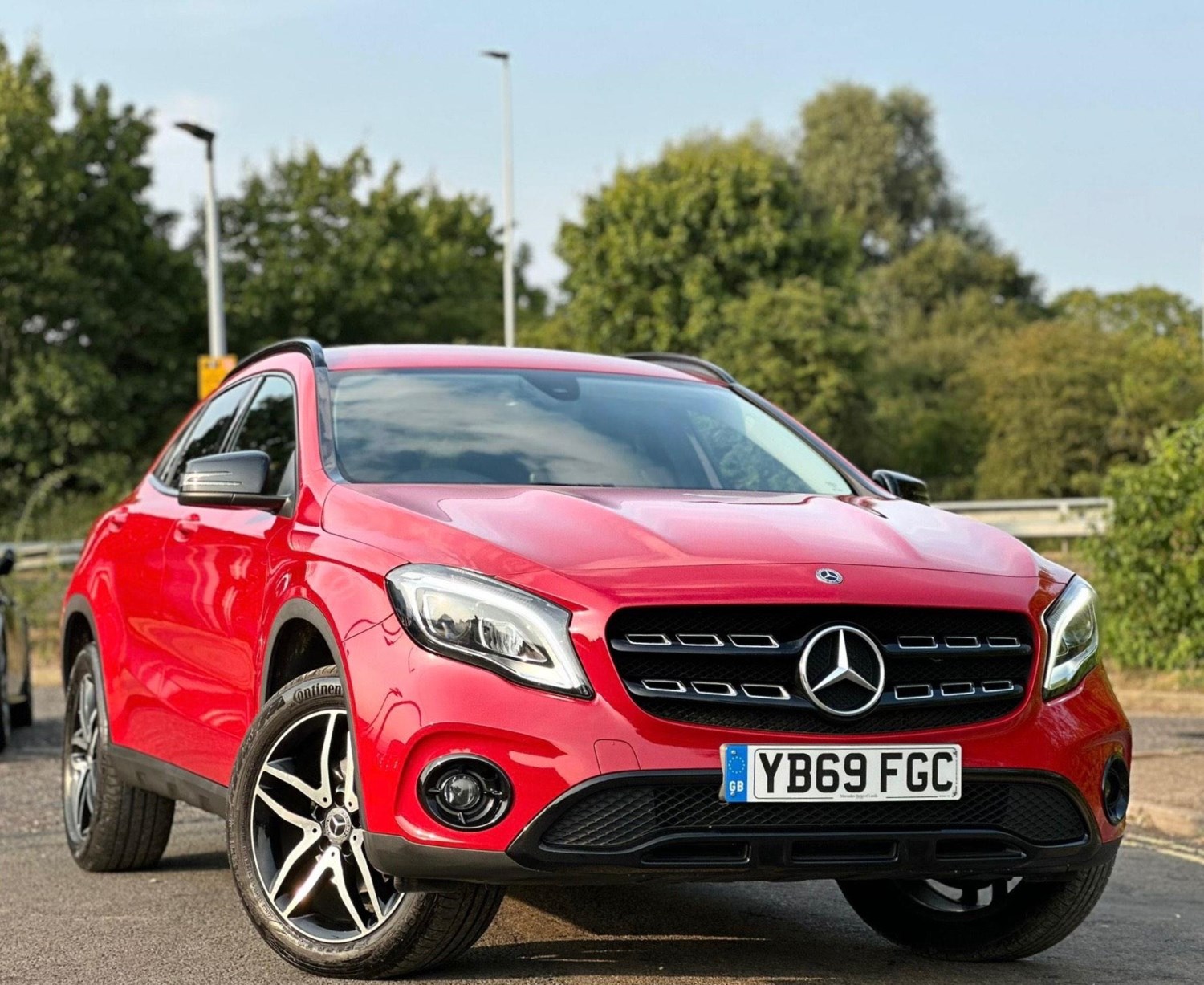 Mercedes-Benz GLA Listing Image