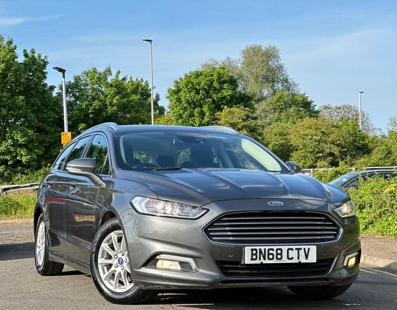 Ford Mondeo Listing Image