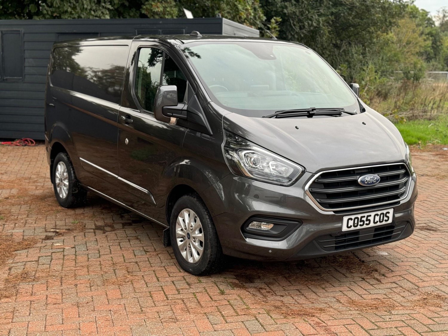 Ford Transit Custom Listing Image