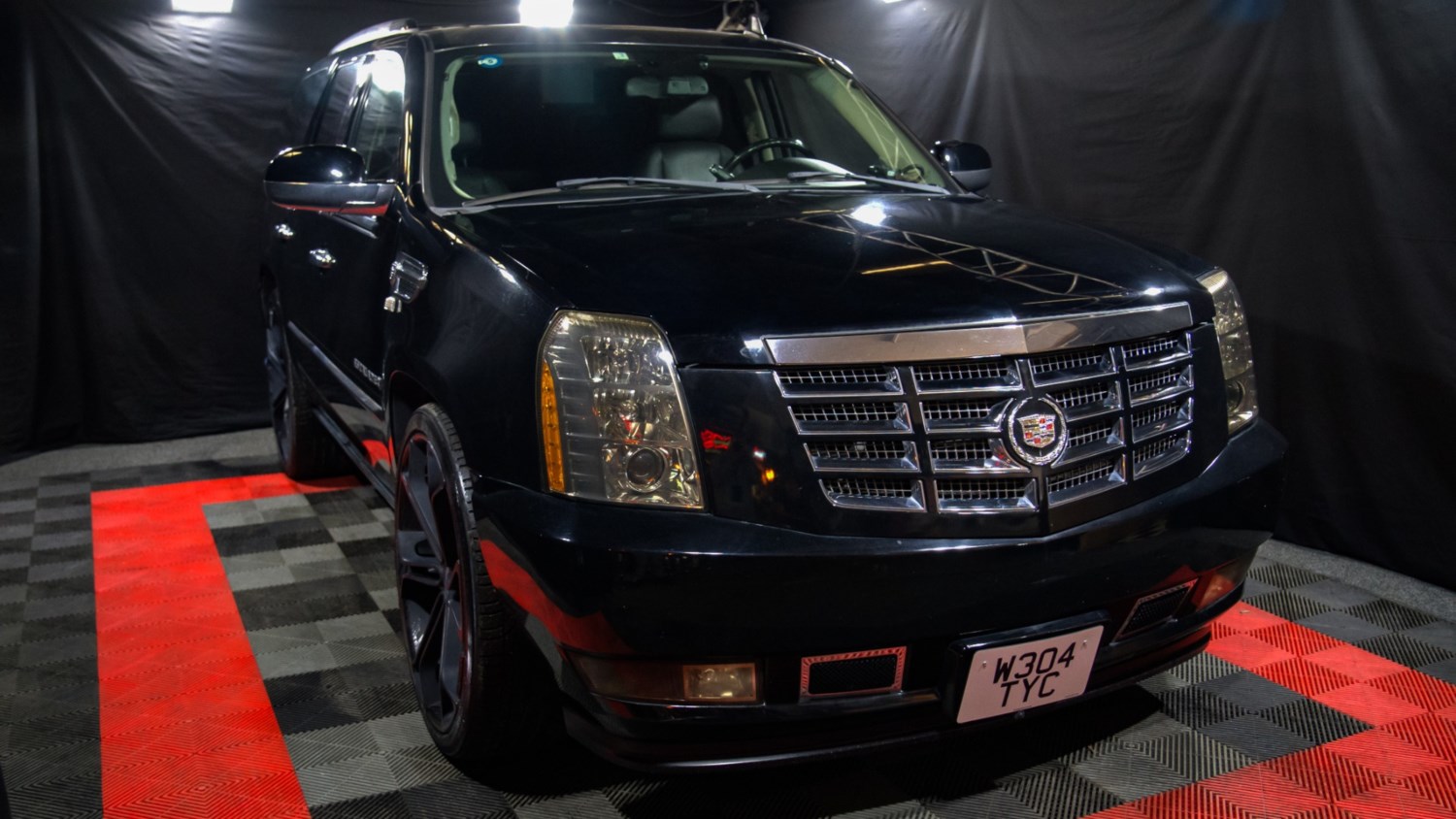 Cadillac Escalade Listing Image