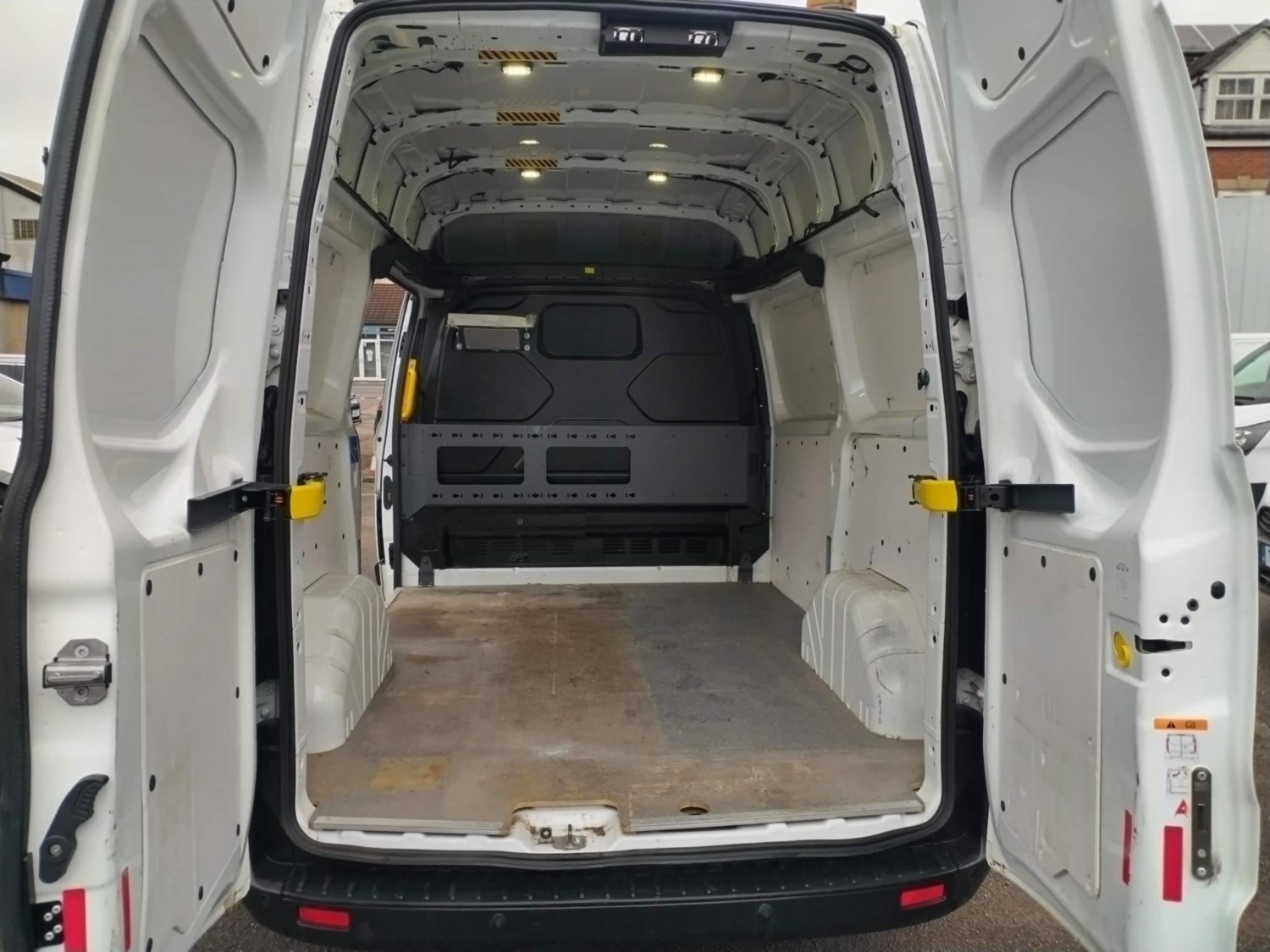 Ford Transit Custom Listing Image