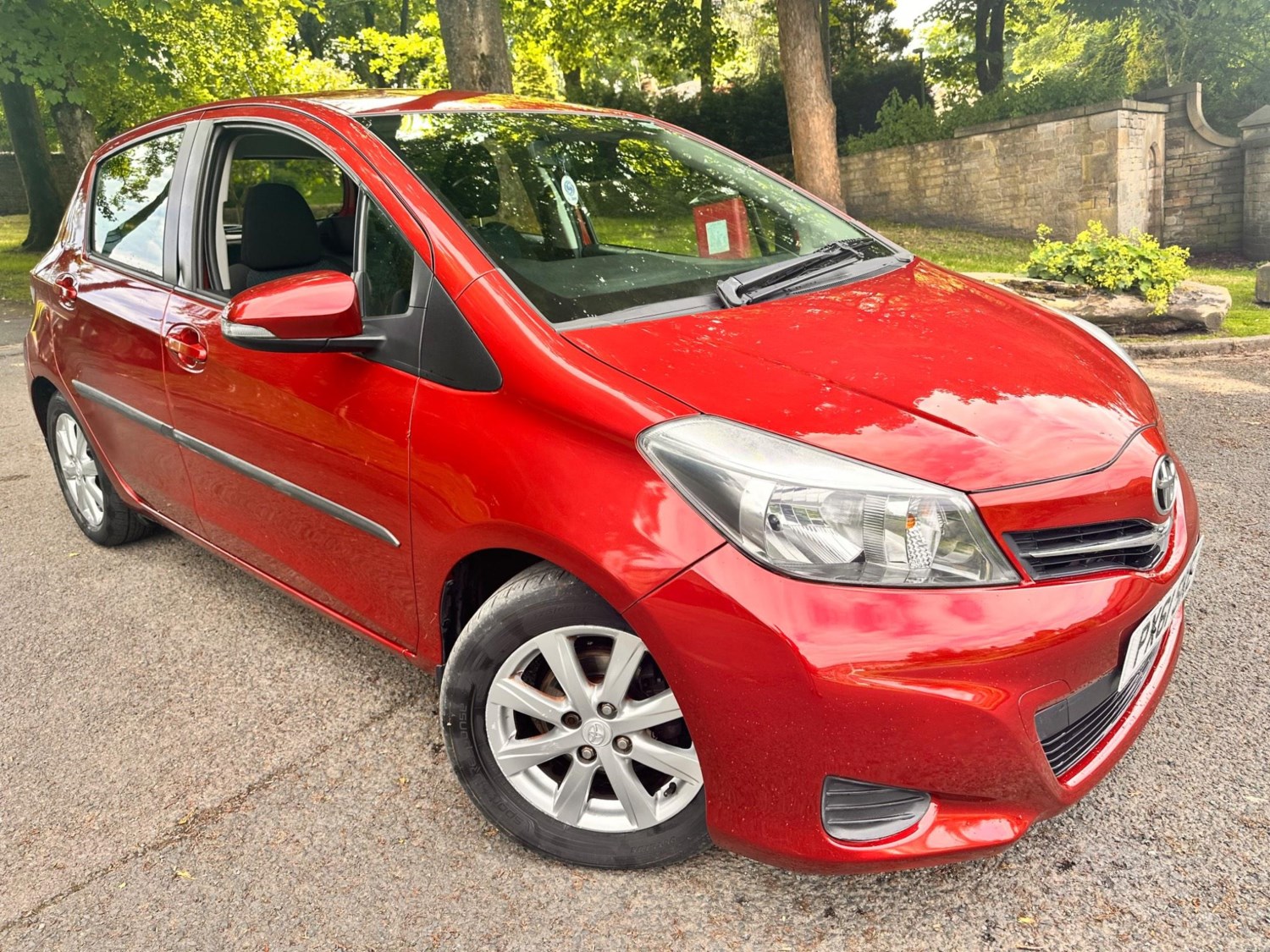 Toyota Yaris Listing Image