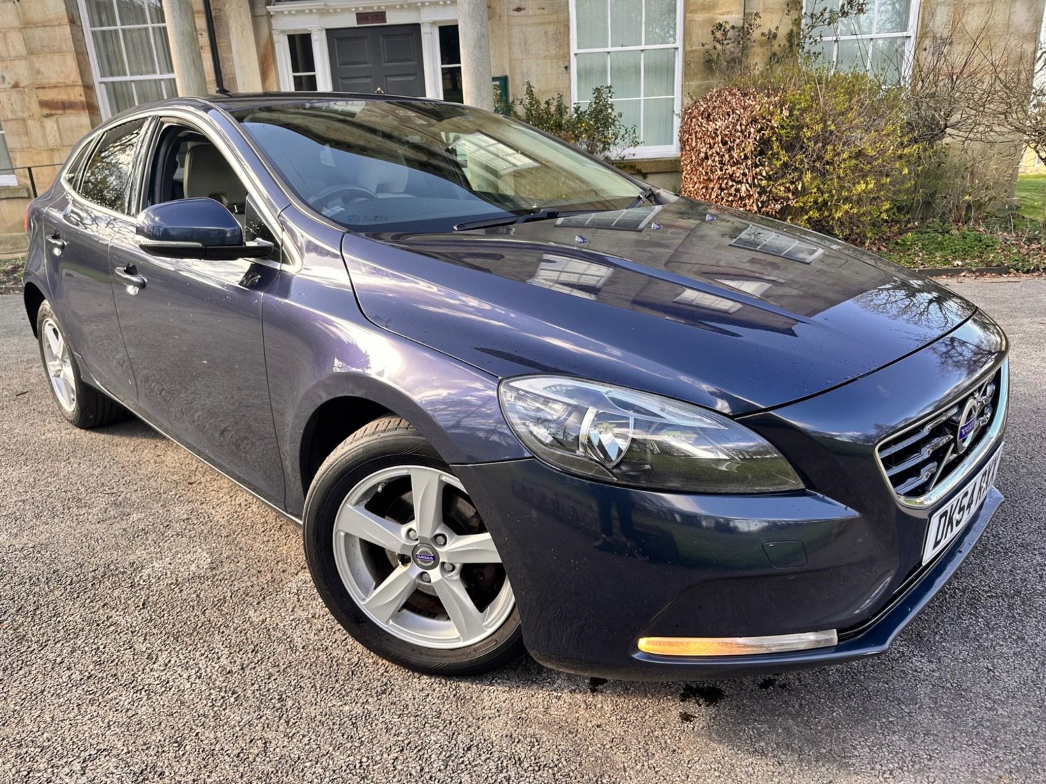 Volvo V40 Listing Image