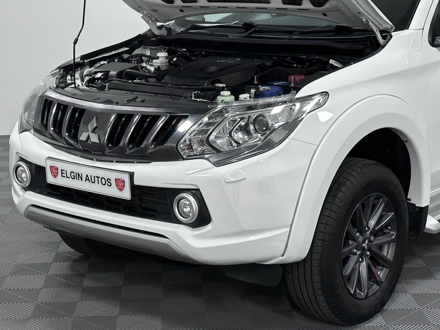 Mitsubishi L200 Listing Image