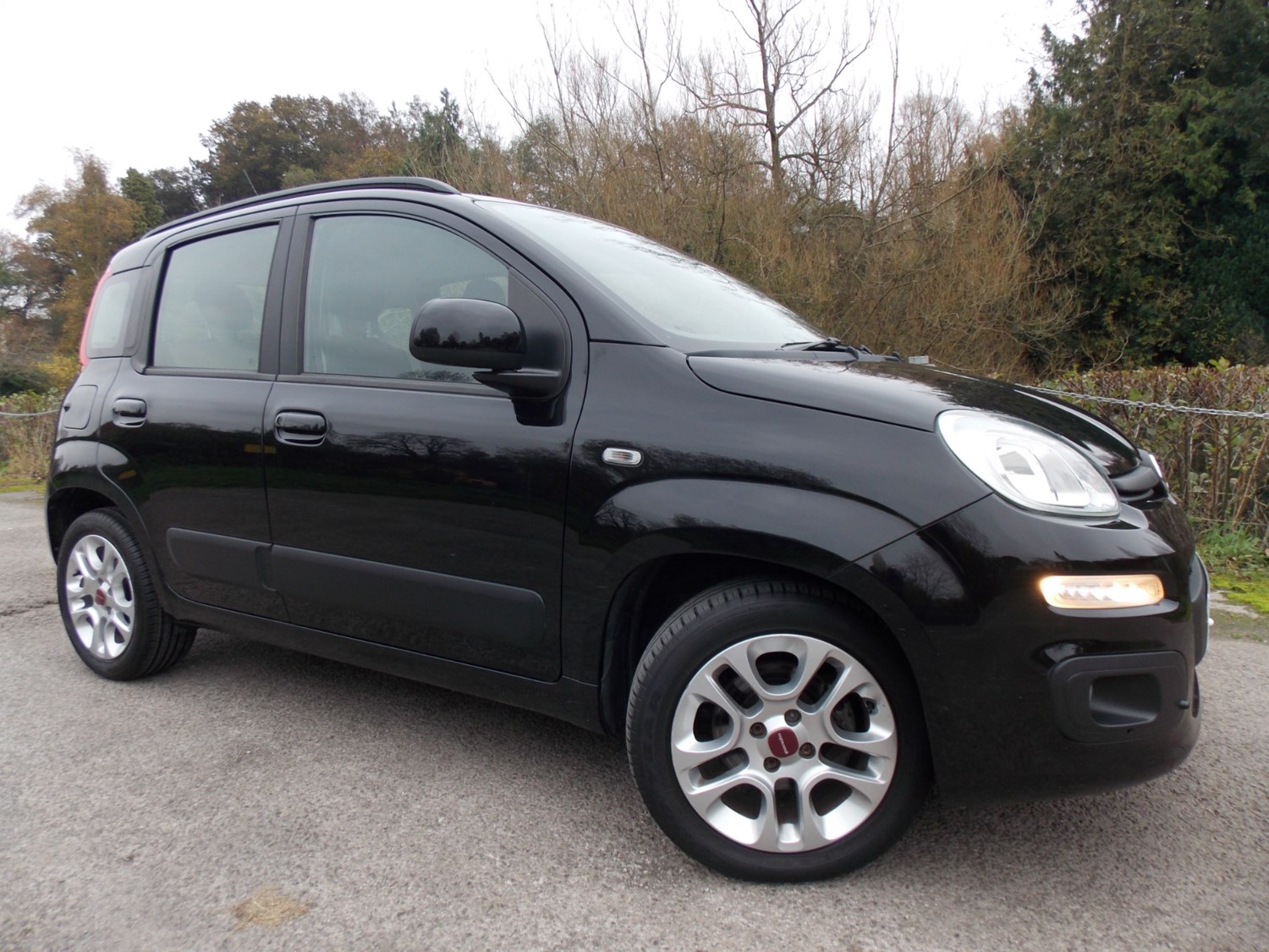 Fiat Panda Listing Image