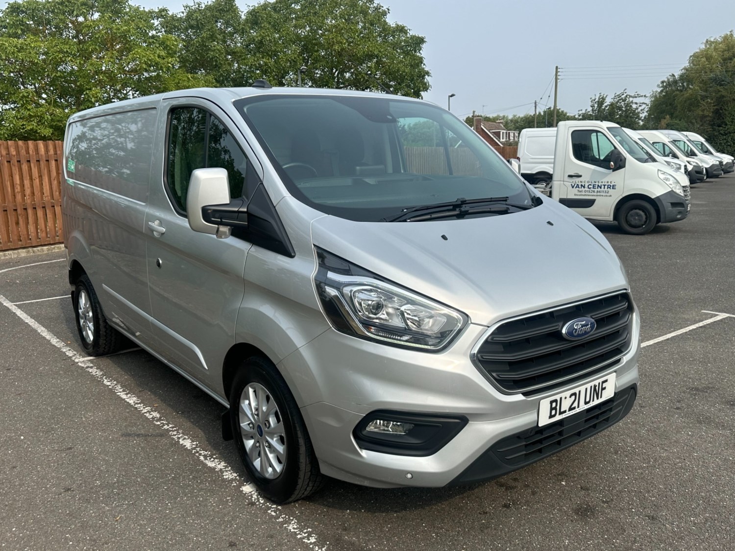 Ford Transit Custom Listing Image