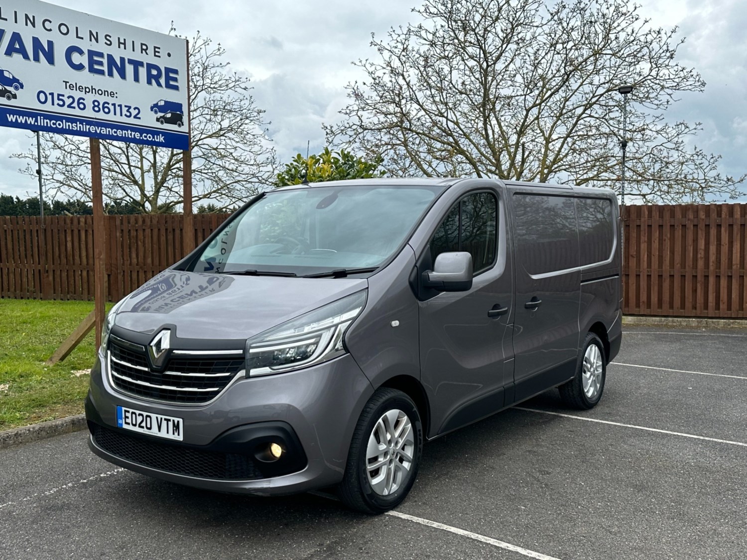 Renault Trafic Listing Image