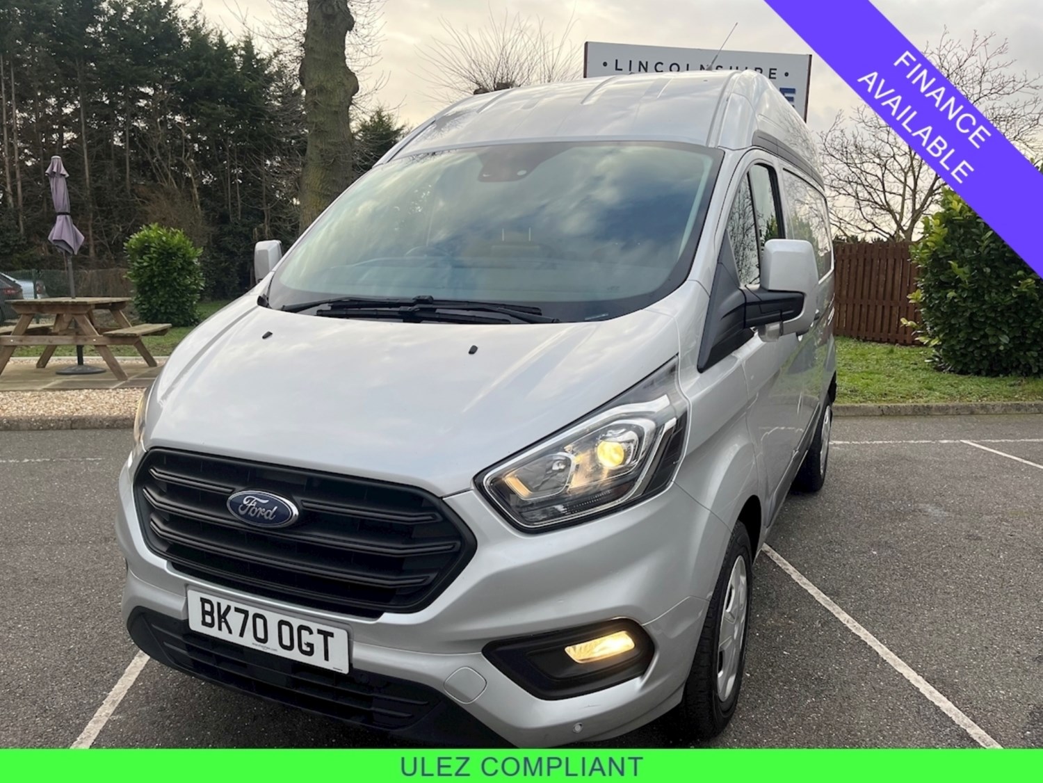 Ford Transit Custom Listing Image