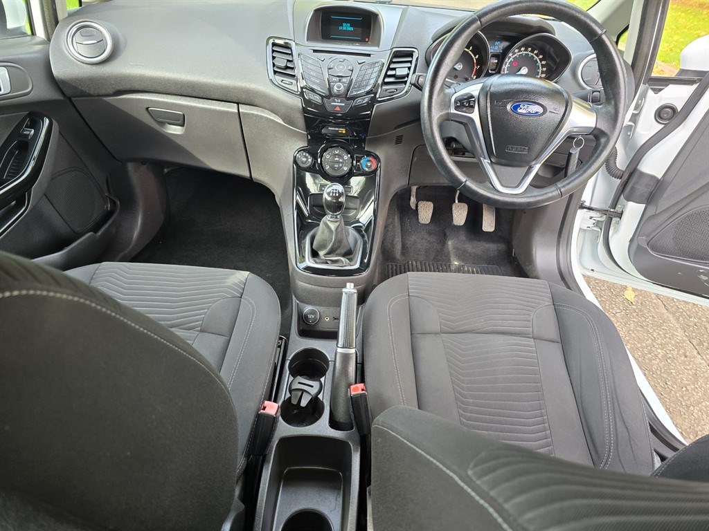 Ford Fiesta Listing Image