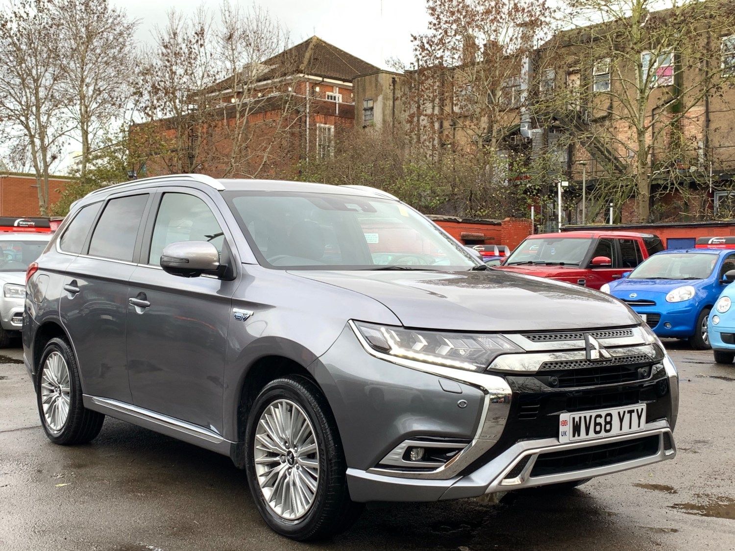 Mitsubishi Outlander Listing Image