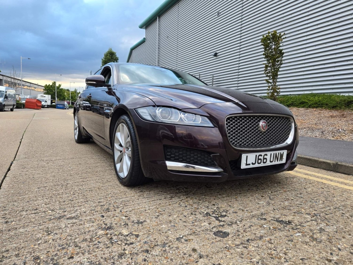 Jaguar XF Listing Image