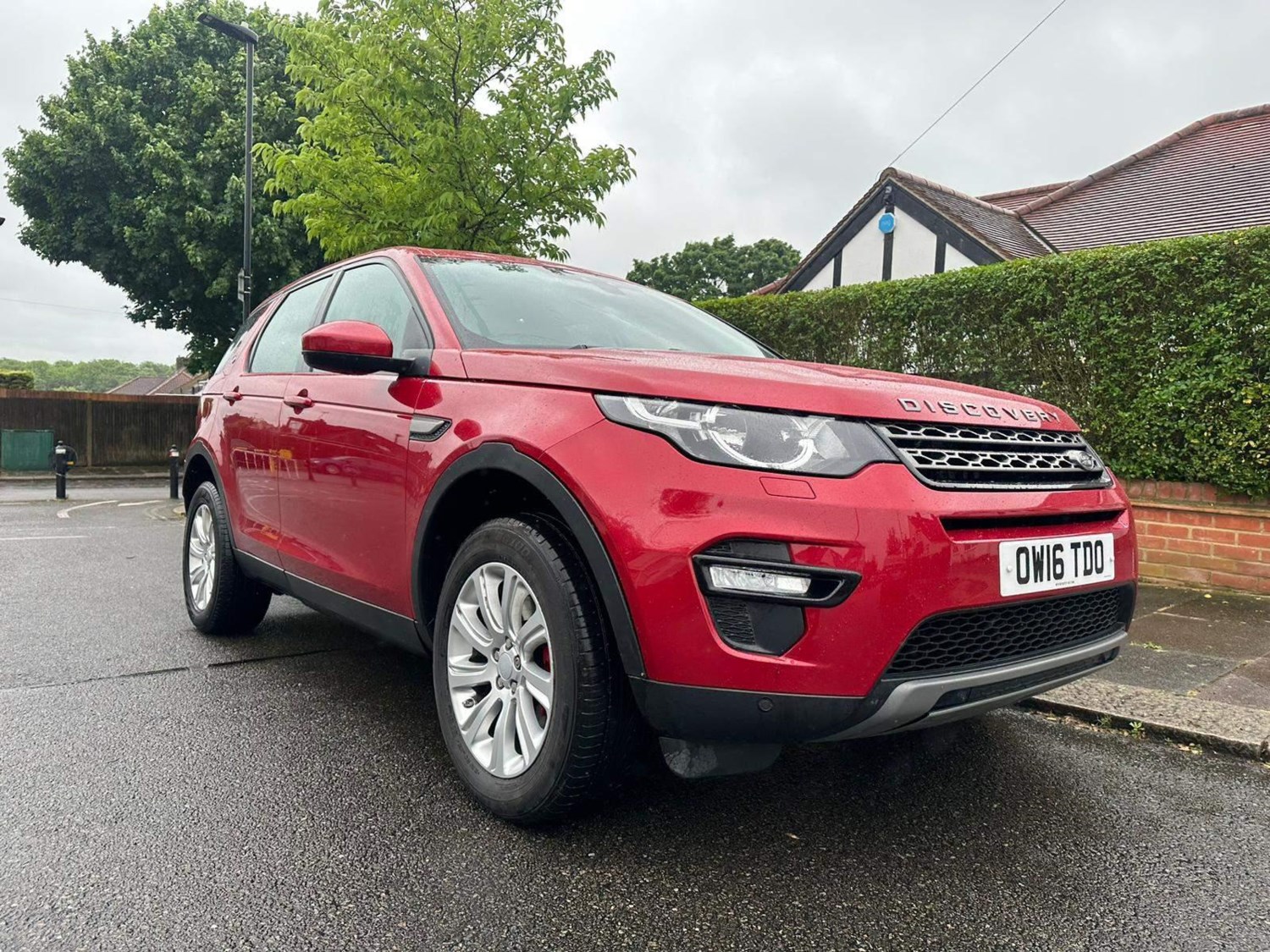 Land Rover Discovery Sport Listing Image