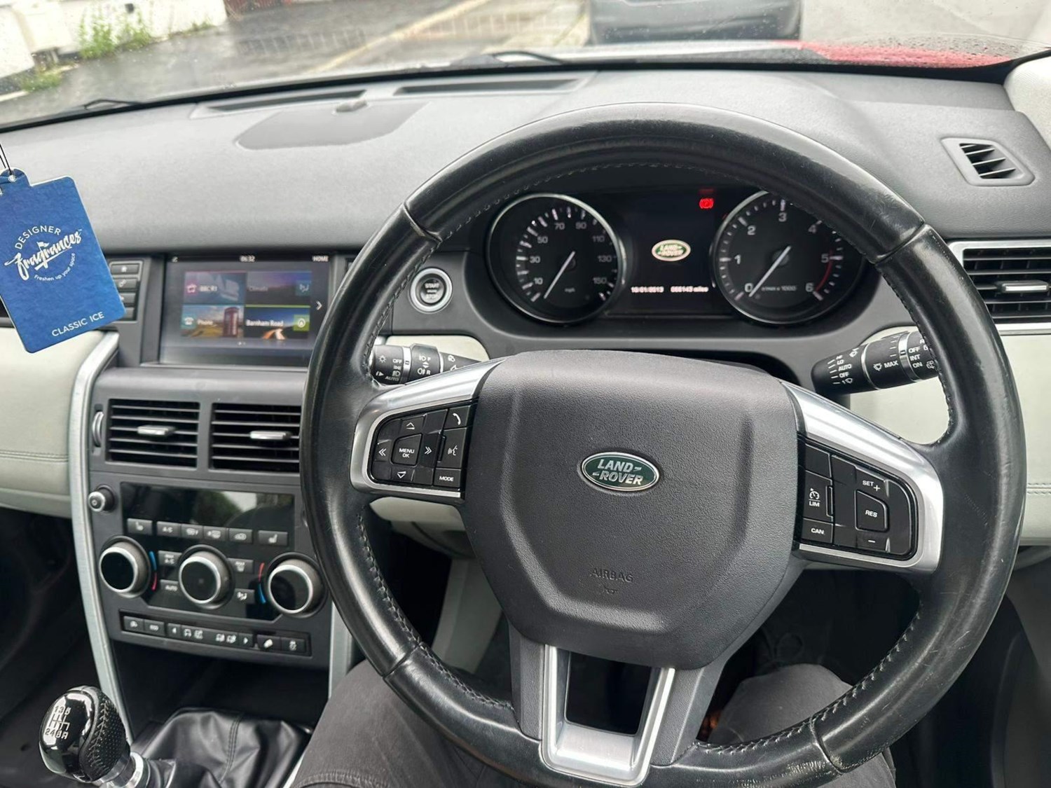 Land Rover Discovery Sport Listing Image