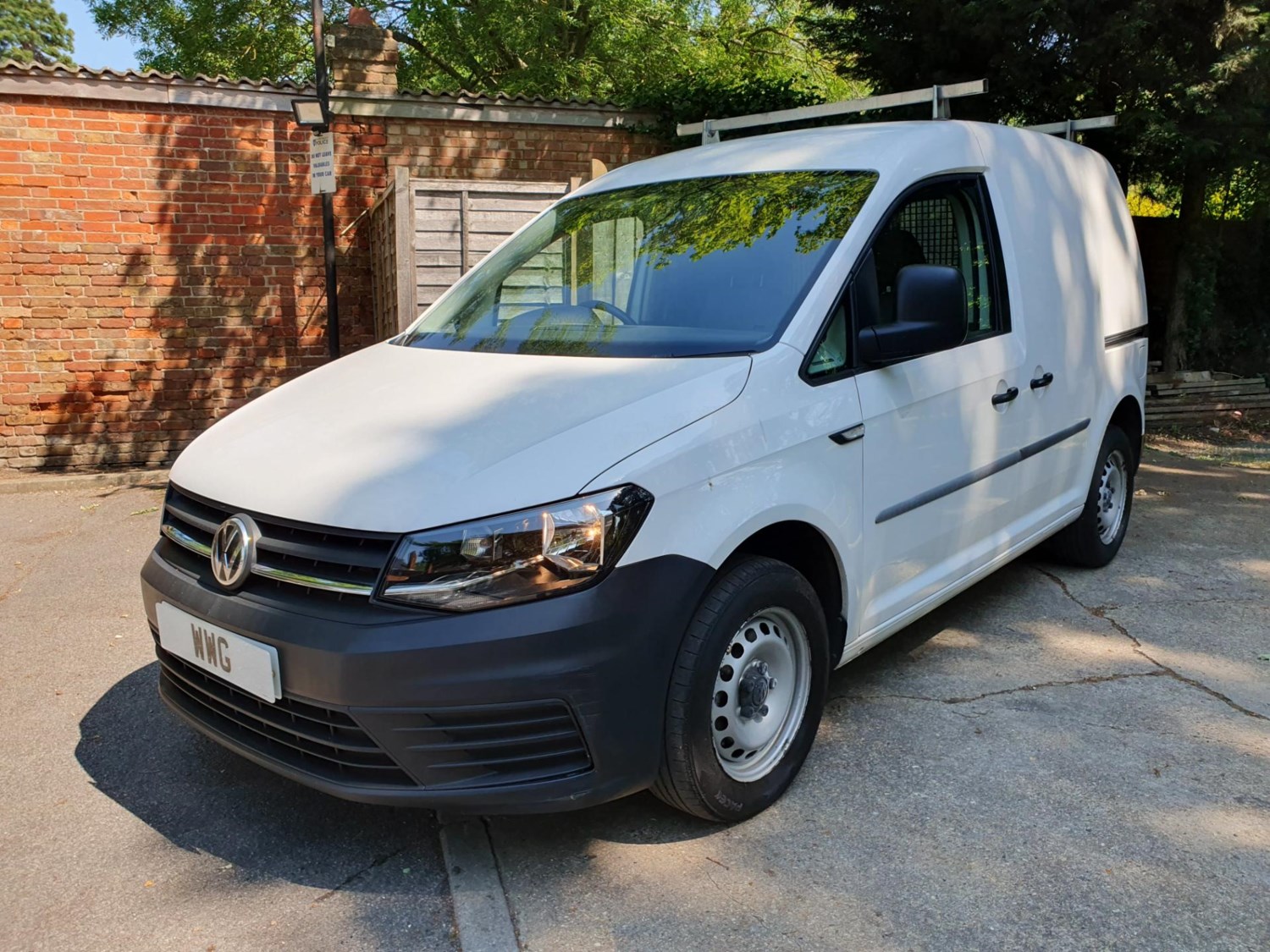 Volkswagen Caddy Listing Image