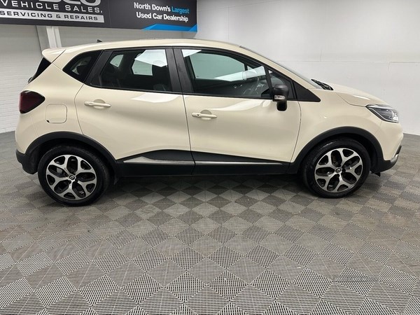 Renault Captur Listing Image