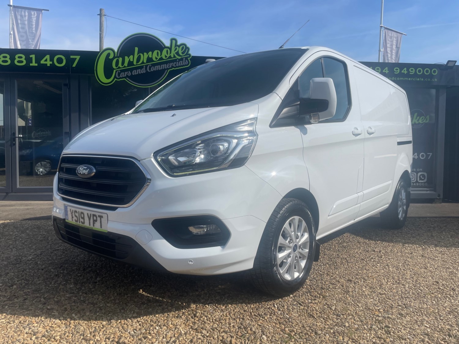 Ford Transit Custom Listing Image