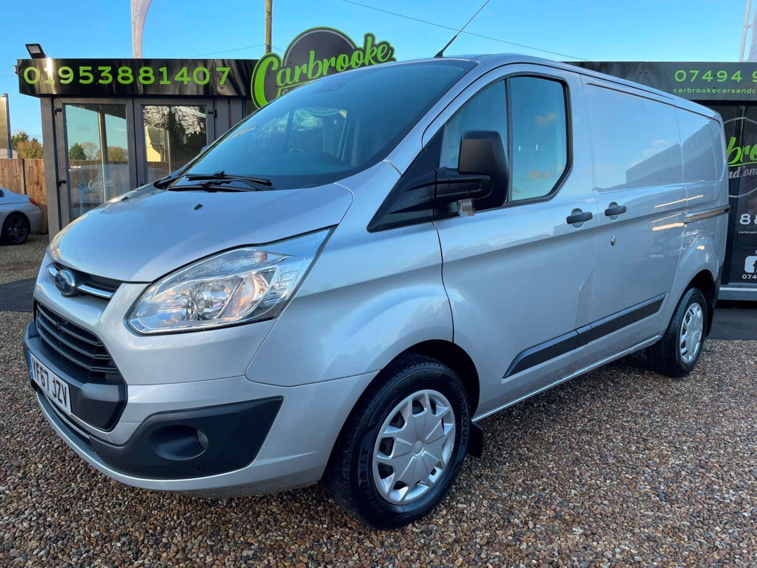 Ford Transit Custom Listing Image