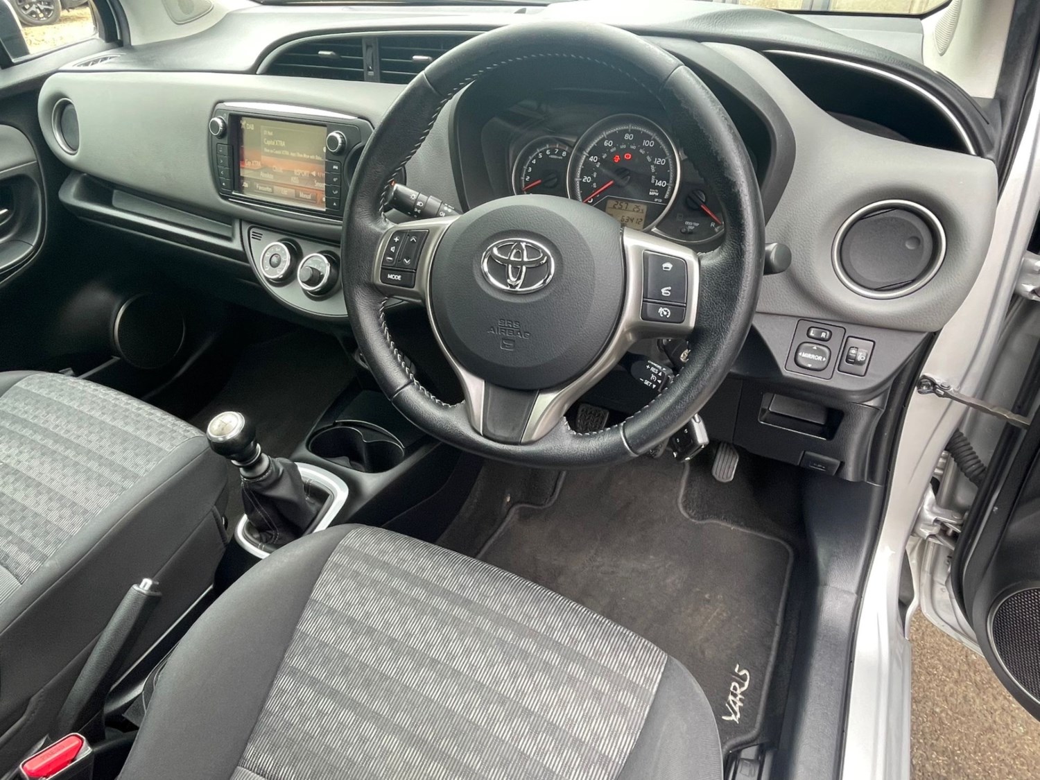 Toyota Yaris Listing Image