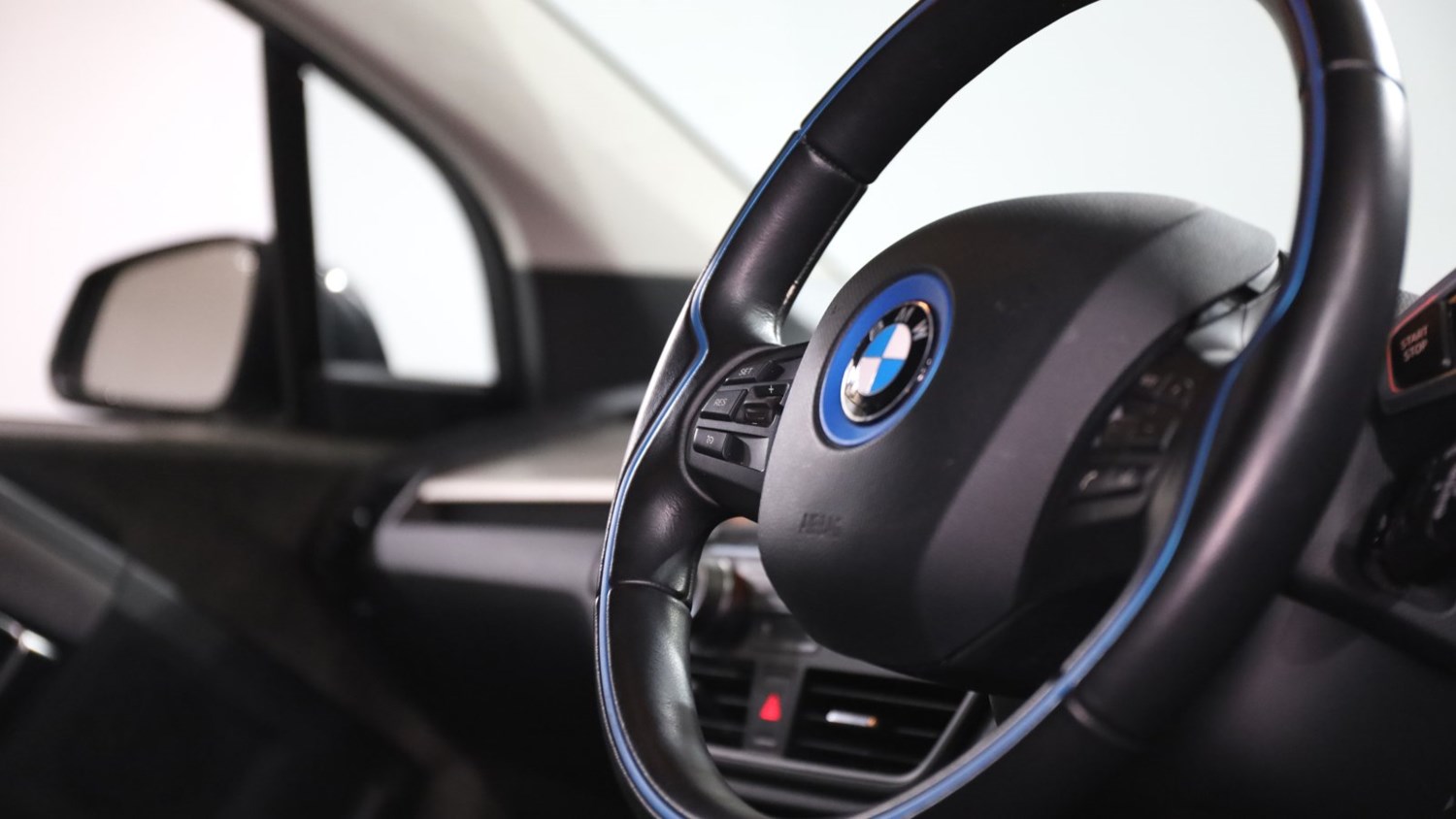 BMW i3 Listing Image