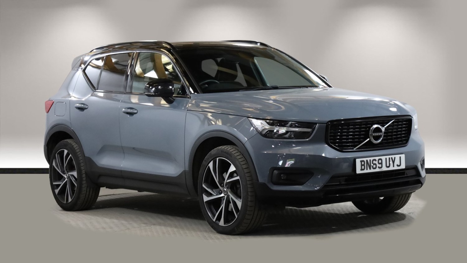 Volvo XC40 Listing Image