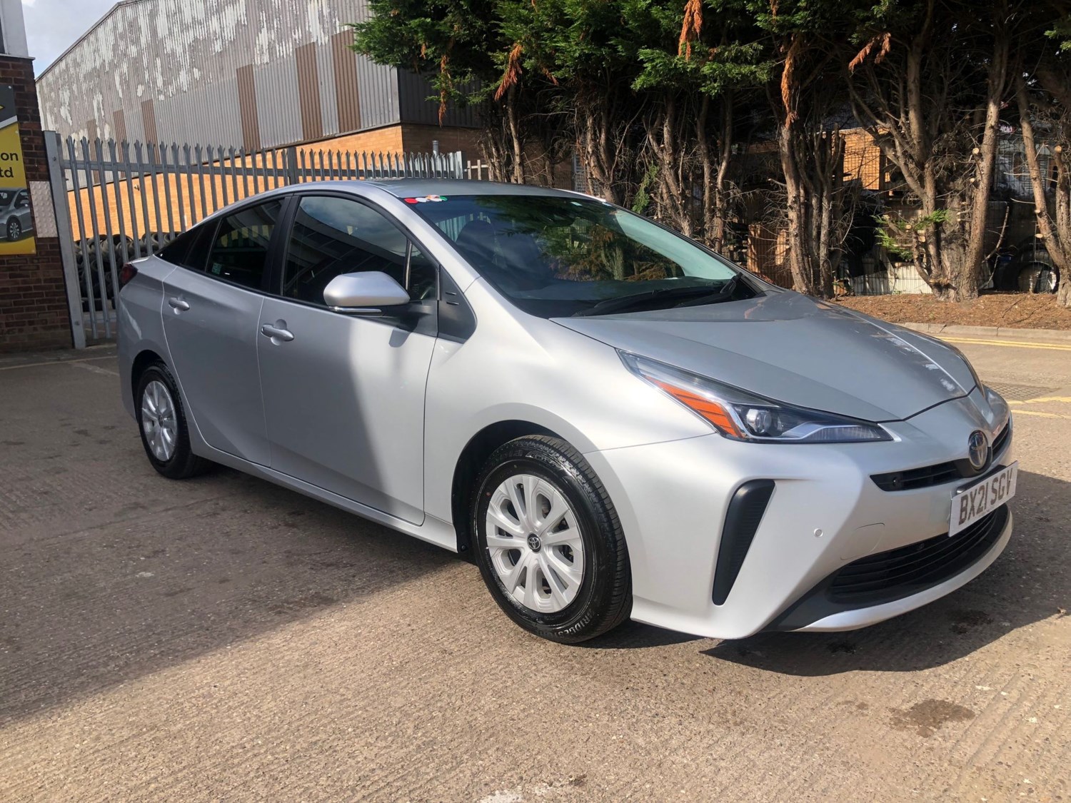 Toyota Prius Listing Image