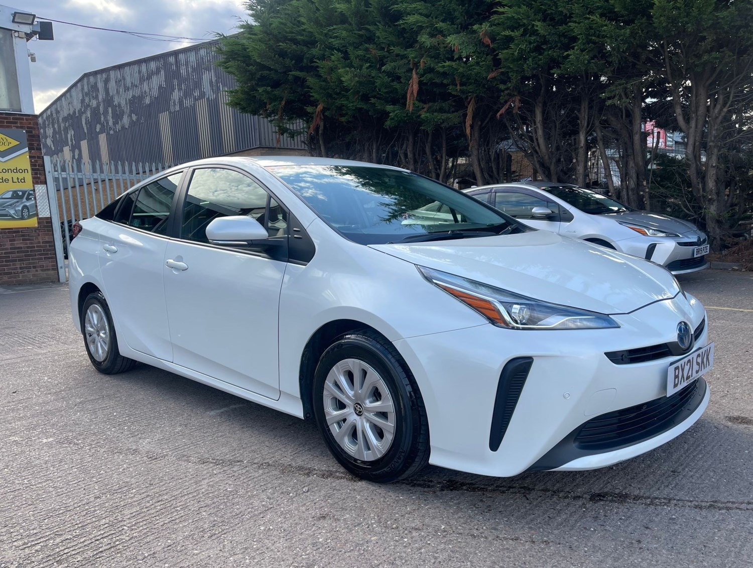 Toyota Prius Listing Image