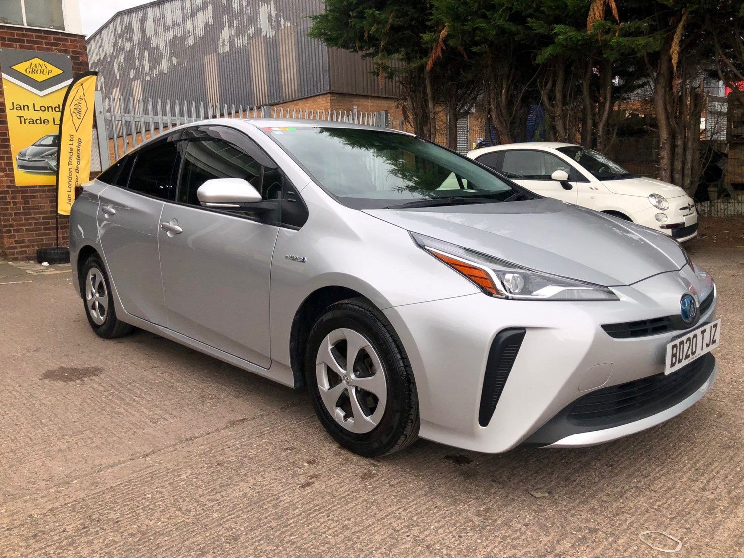 Toyota Prius Listing Image