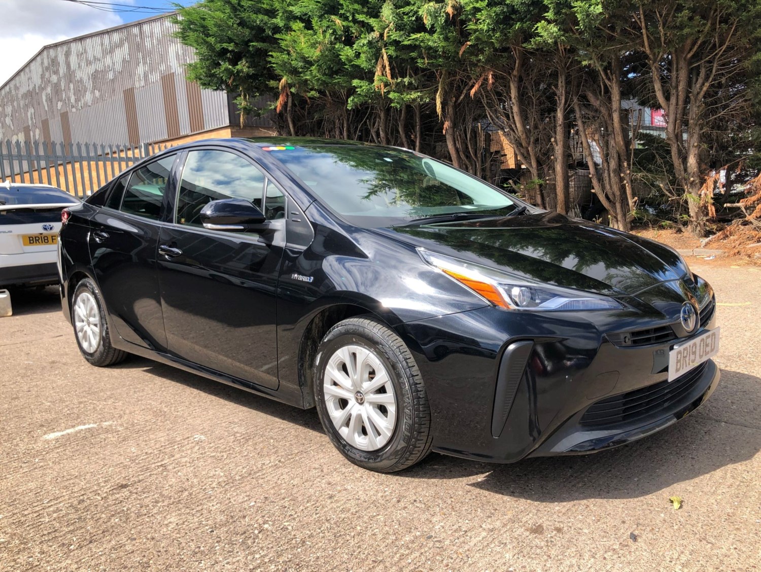 Toyota Prius Listing Image