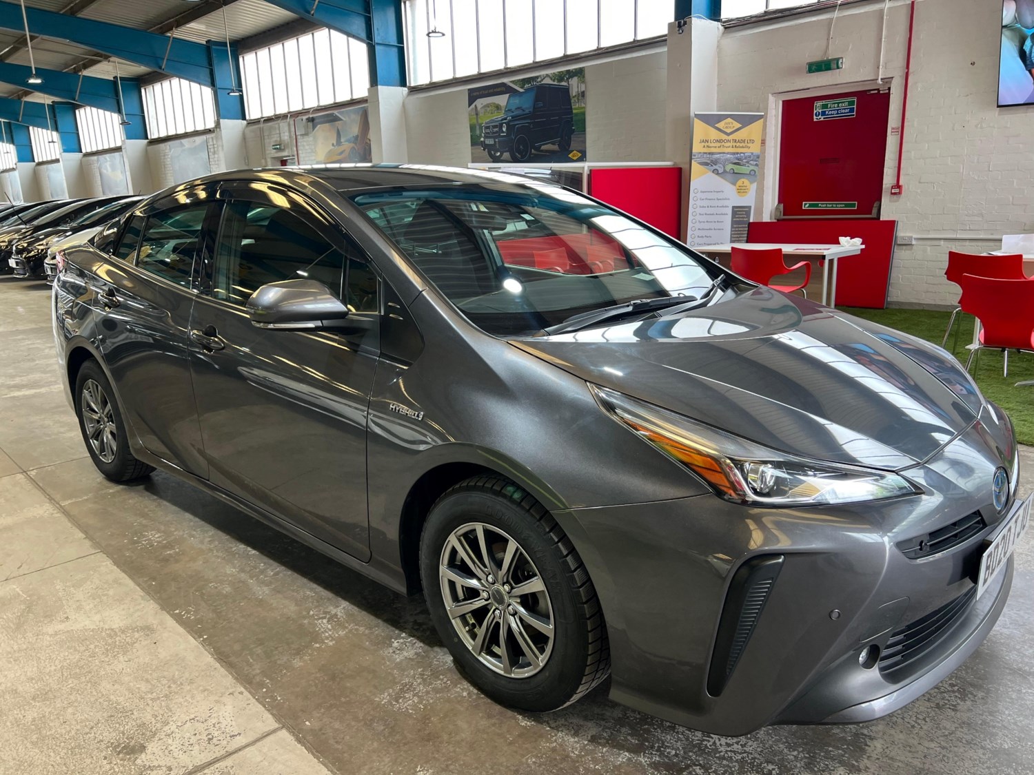 Toyota Prius Listing Image