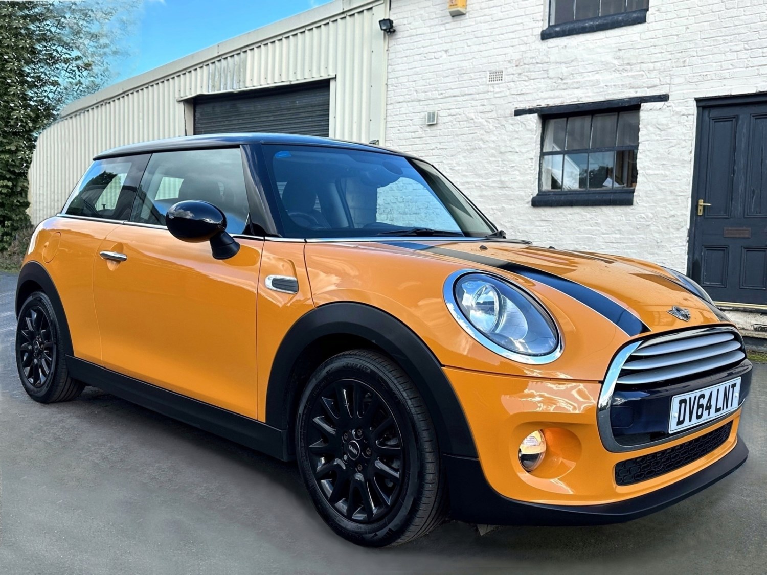 MINI Hatch Listing Image