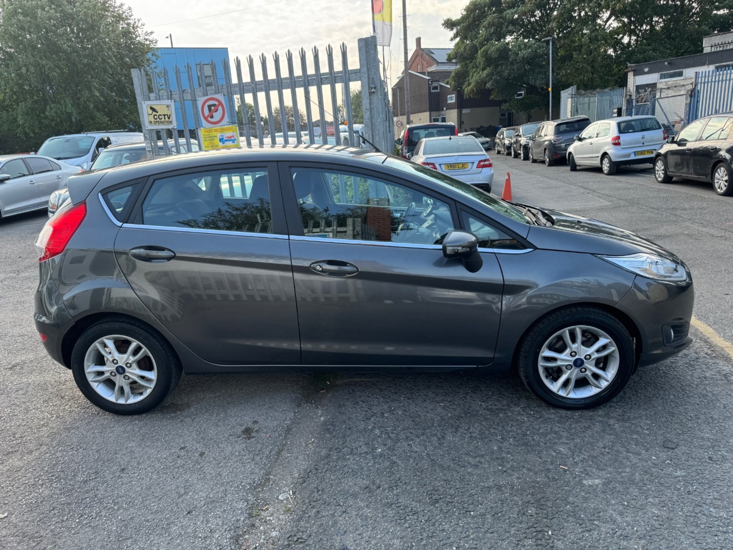 Ford Fiesta Listing Image