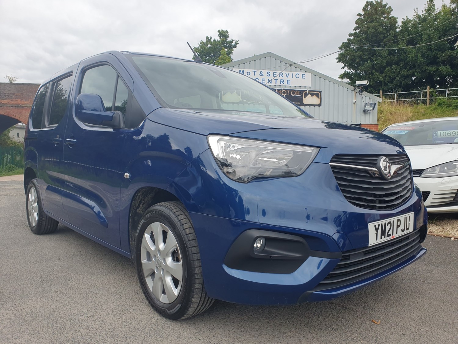 Vauxhall Combo Life Listing Image